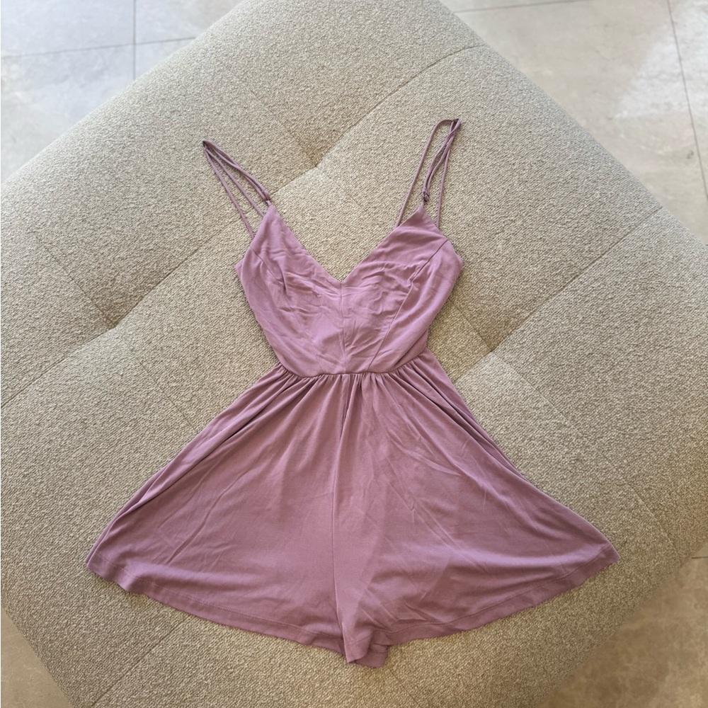 Urban Outfitters Lavender Romper Size Small Spaghetti Strap V-Neck - Picture 8 of 8